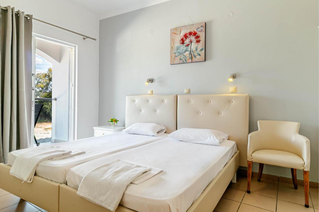 Porto Marina Aparthotel Gouvia Exterior photo