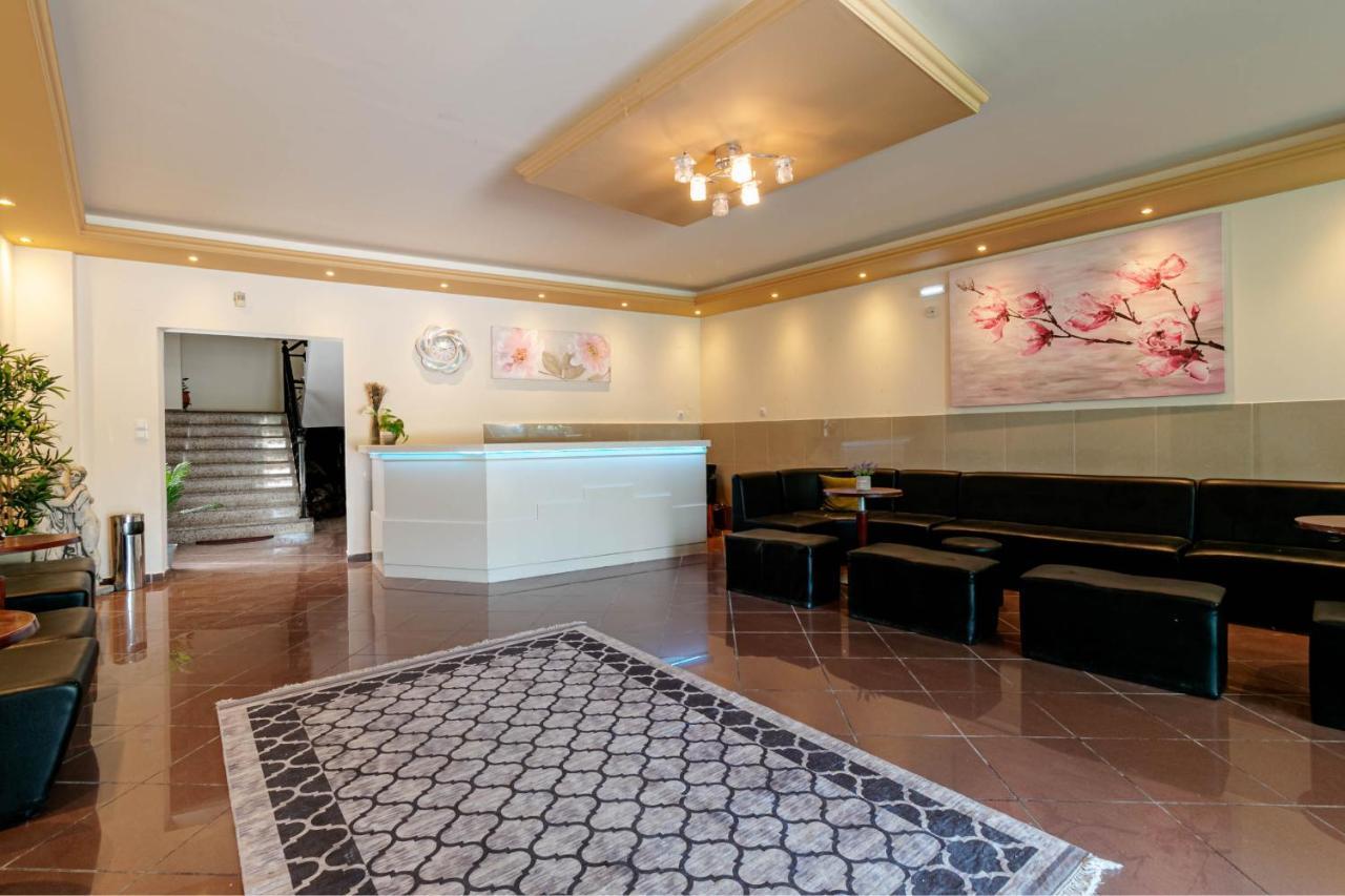 Porto Marina Aparthotel Gouvia Exterior photo